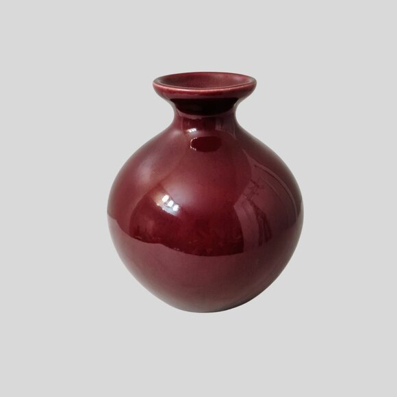 Vintage HAEGER Pottery Maroon Vase Round Glossy Red Burgundy 1990 6" Ceramic - Picture 1 of 7